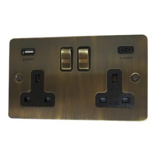 Flat Antique Bronze Socket with USB (USB-A and USB-C/Antique Bronze Switches)